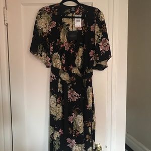 NWT floral wrap dress sz XL